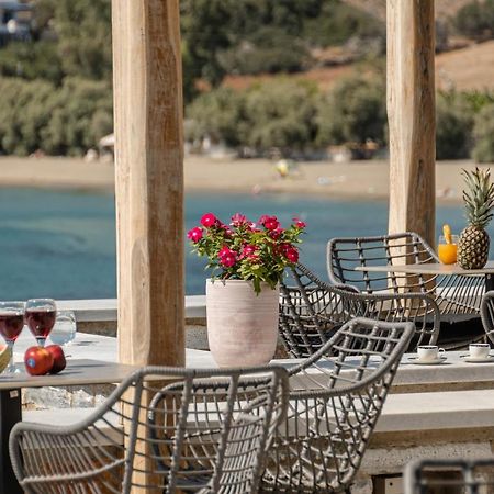 Porto Dema Luxury Suites Schoinoussa Exterior foto