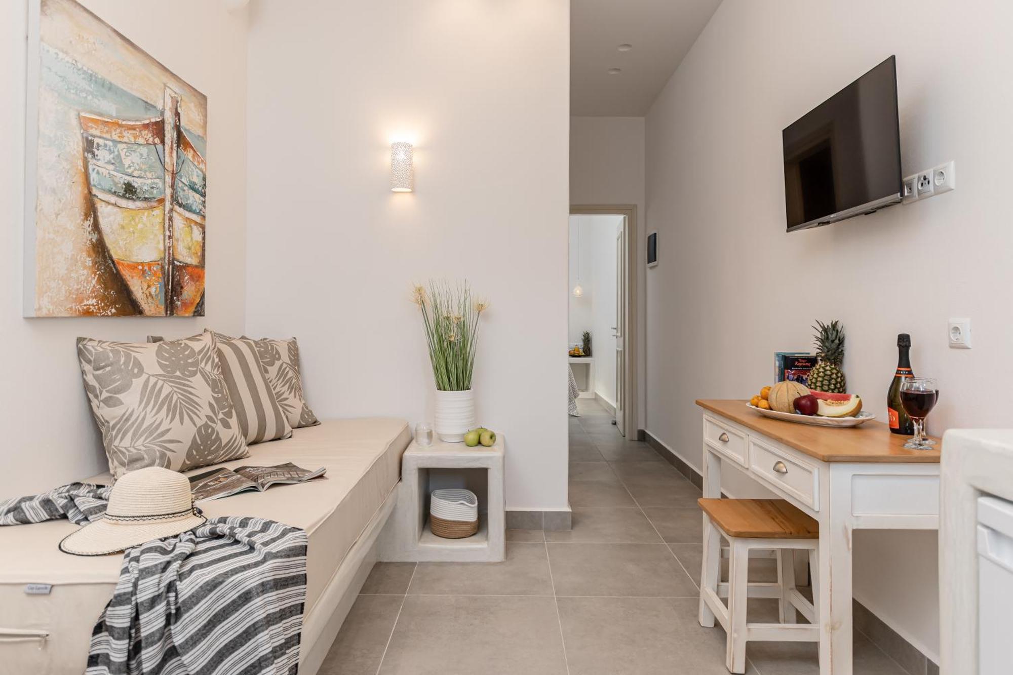Porto Dema Luxury Suites Schoinoussa Exterior foto